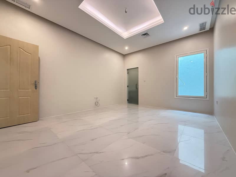 Rumathiya – Lovely, Single Story Five Bedroom Villa W/garden 16