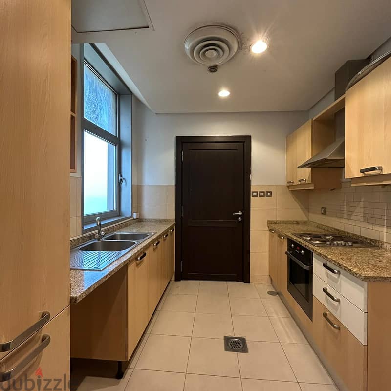 Duplex with direct sea view for rent in Salmiya 3