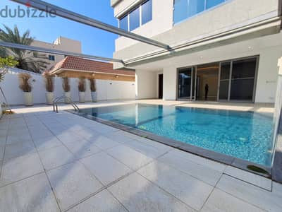 Modern 5 Bedroom Villa