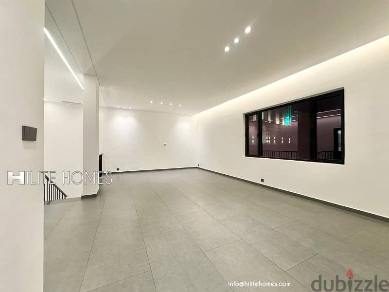 Five bedroom Duplex with private Garden for rent in Bayan 3