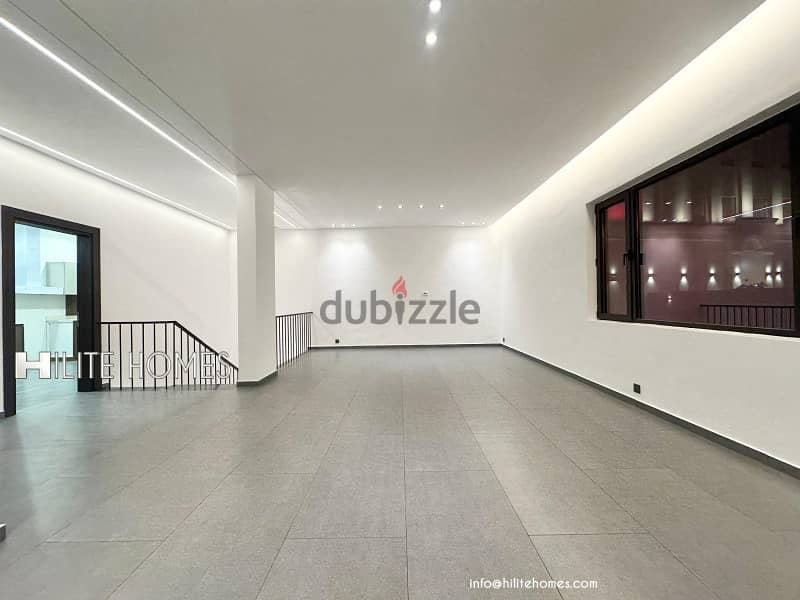 Five bedroom Duplex with private Garden for rent in Bayan 4