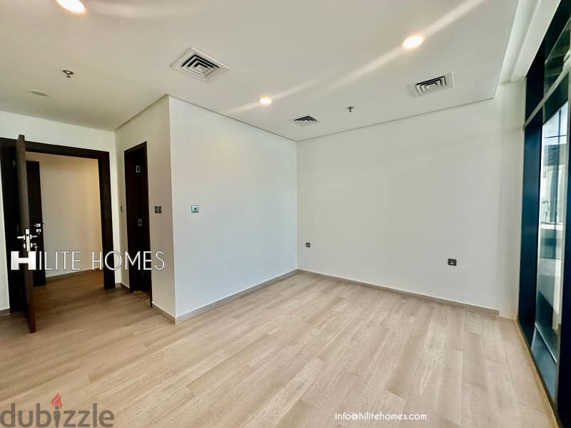 Luxury Seaview Beautiful penthouse with terrace in Sabha Al Salem 2