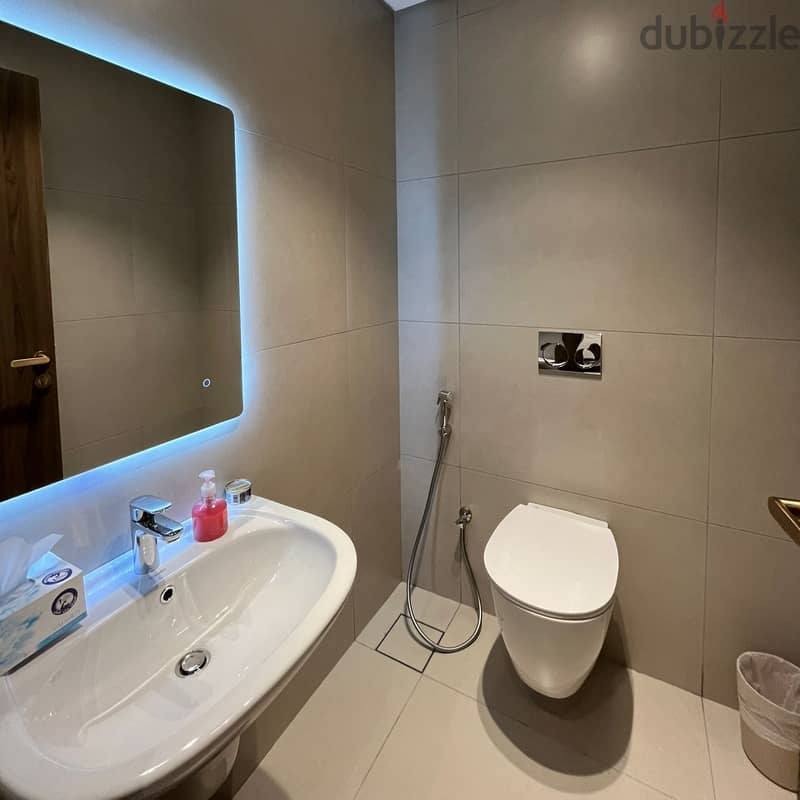 Full Commercial Floor for Rent in Sharq 5