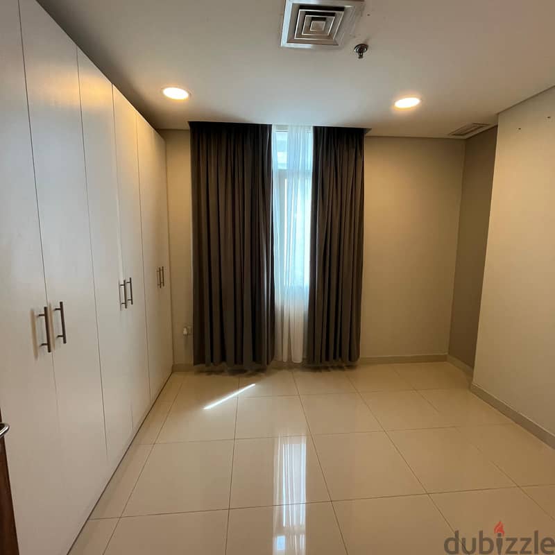 Semi-furnished apartment for rent in Dasman 1