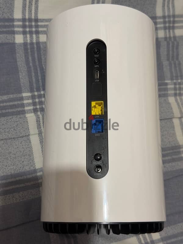 For Zain. Nokia Fastmile 5G Gateway 3.2 Wireless Broadband. 4