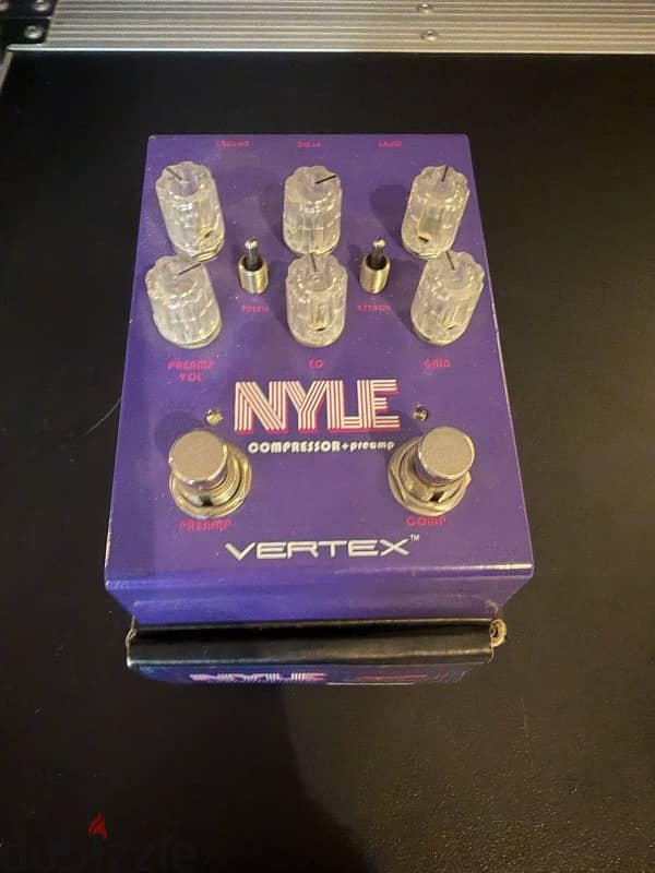Guitar preamp/compressor 1