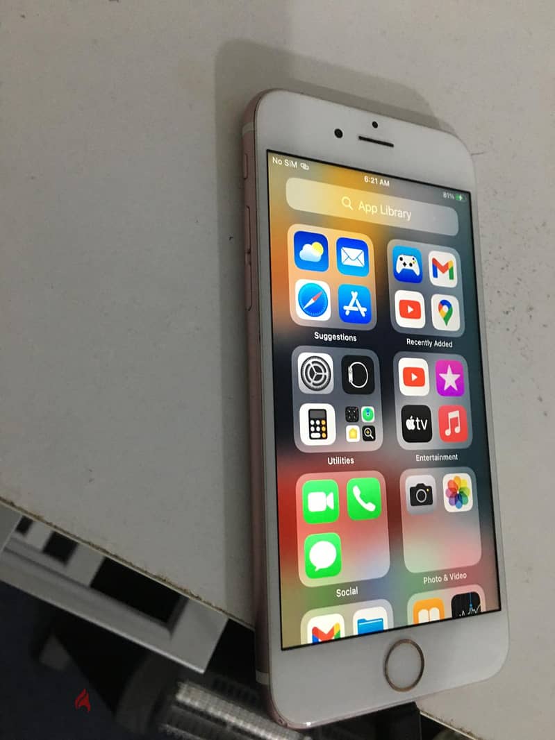 iPhone 6S  64Gb 5