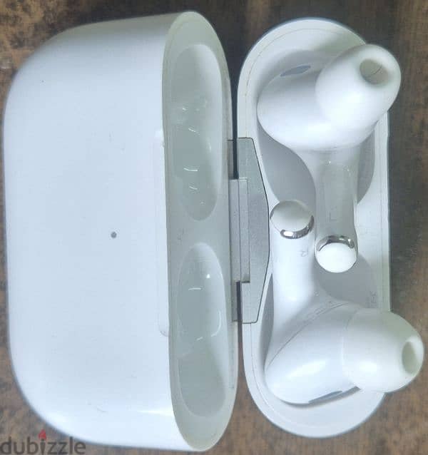 Apple Airpod pro 2 very good working condition available 1