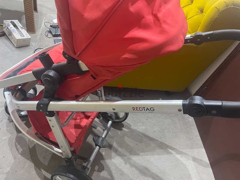 Stroller from Red Tag in good condition im Maboula B3 call 66023096 2