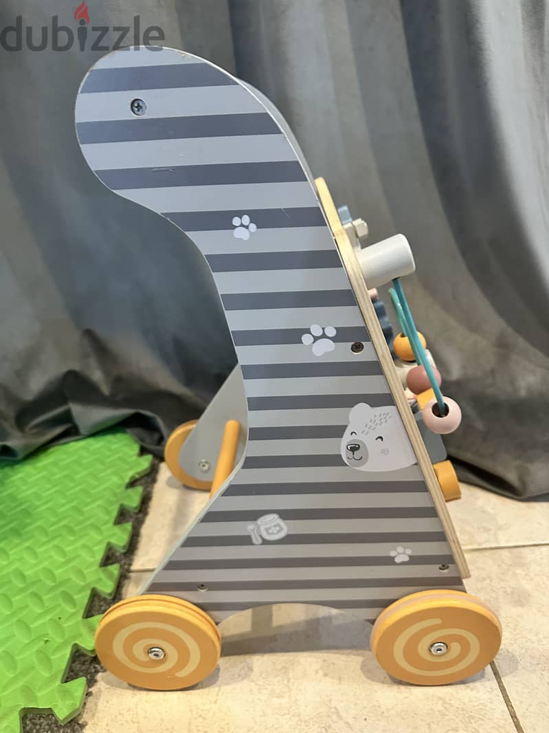 Viga PolarB Activity Baby Walker 3