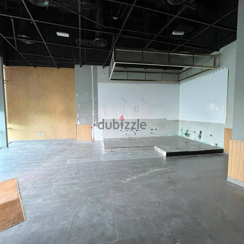Commercial space with a grace period for rent in Salmiya 1