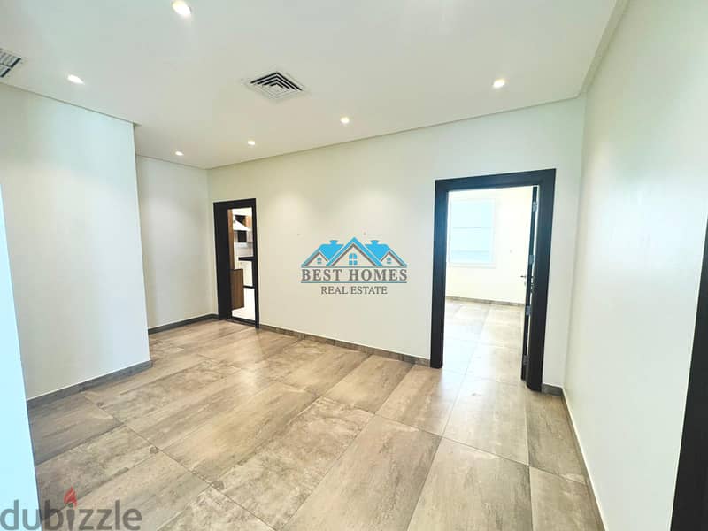 Modern & Spacious 5 Bedrooms Floor Apartment in Al Funaitees 2
