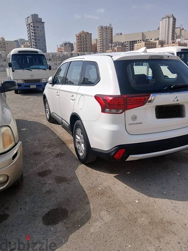 Mitsubishi Outlander 2018 1