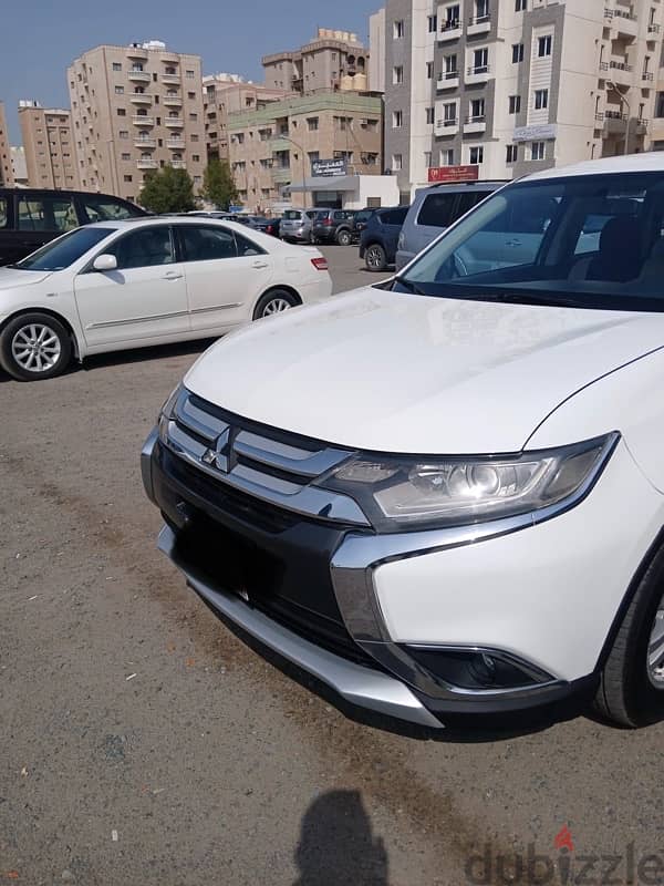 Mitsubishi Outlander 2018 3