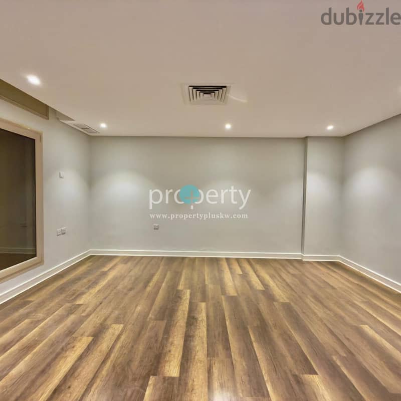 4 Bedroom Beautiful floor in Bida, Kuwait City 7