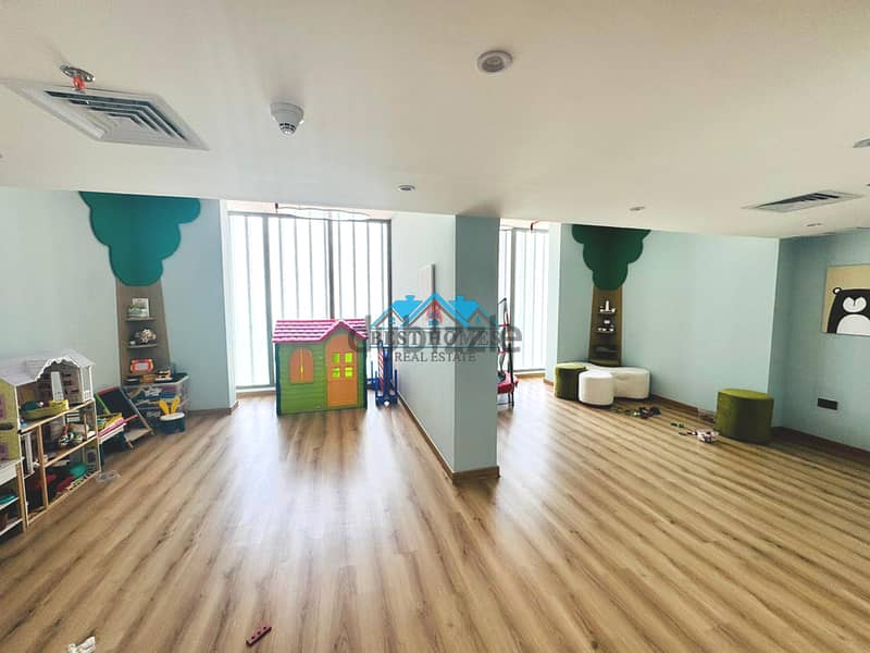 Luxury Seaview 3 Bedrooms Duplex Penthouse with Private Pool in Shaab 18