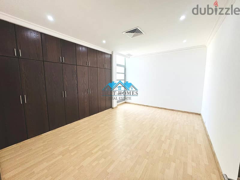 Modern 4 Bedrooms Townhouse with Rooftop in Al Salam 9