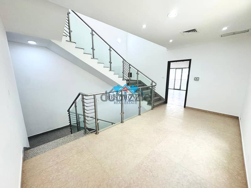 Modern 4 Bedrooms Townhouse with Rooftop in Al Salam 13