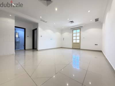 Salwa - Nice 3 Bedrooms Semi Furnished Apartment