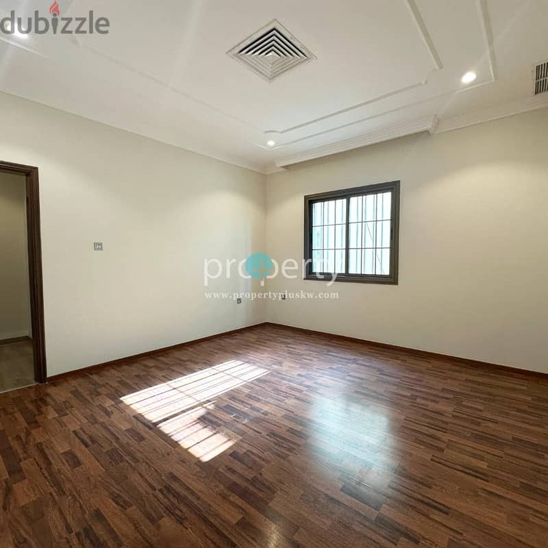 3 bedroom apartment for rent in Qortuba, Kuwait City 6