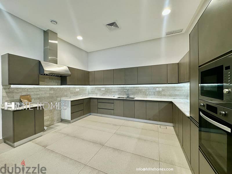 Brand New 5 bedroom Town house for rent in Abu fatira 7