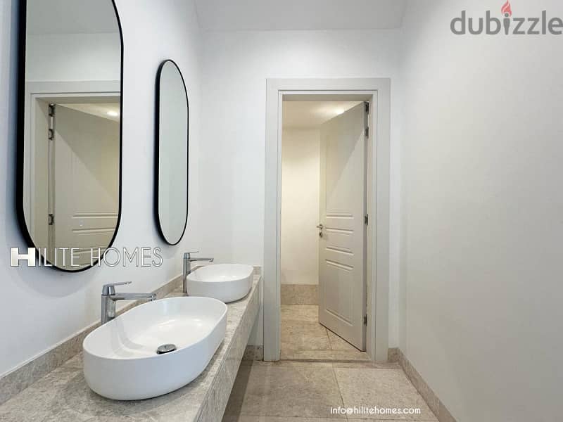 Brand New 5 bedroom Town house for rent in Abu fatira 2