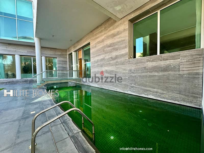 VVIP Spacious six bedrooms villa with pool in salwa 1