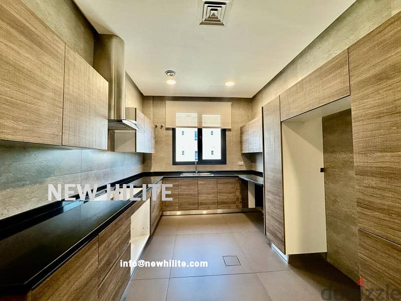 3 BEDROOM APARTMENT WITH BALCONY FOR RENT IN SALWA 14