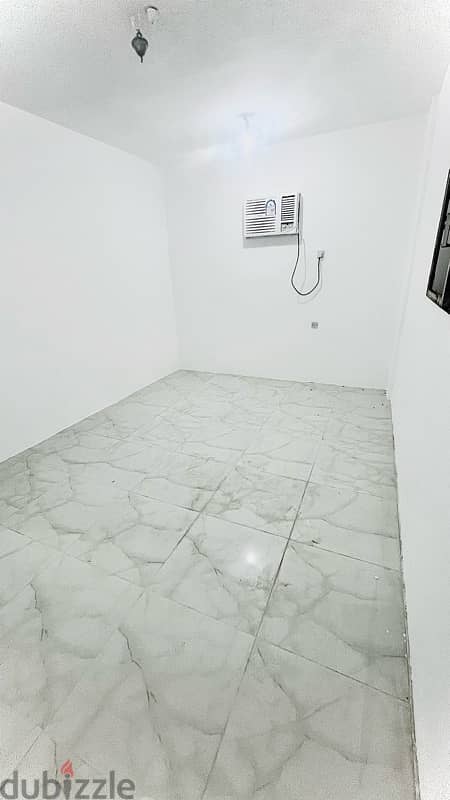 Full Room Available 4