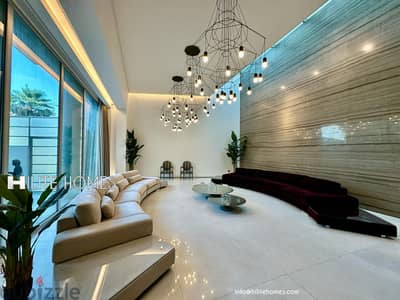 VVIP Spacious six bedrooms villa with pool in salwa