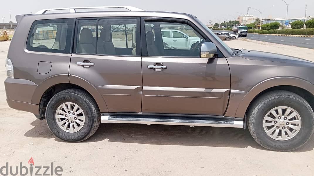 Mitsubishi Pajero 2010 V6 2