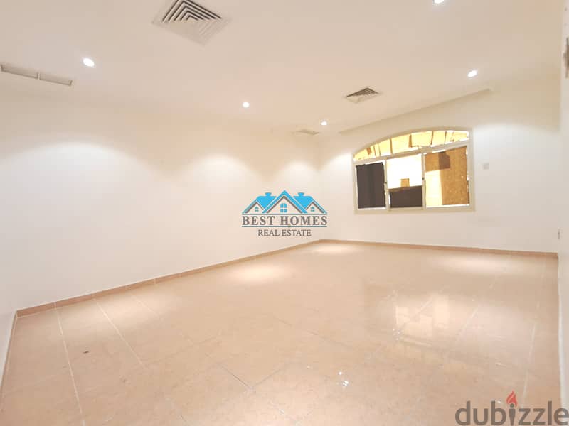 Elegant 4 Bedrooms Nice Apartment in Shuhada 2