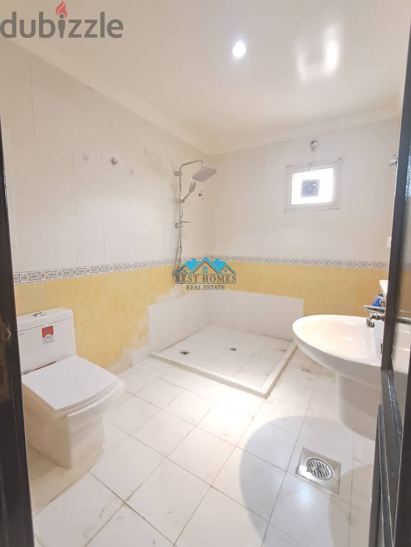 Elegant 4 Bedrooms Nice Apartment in Shuhada 4