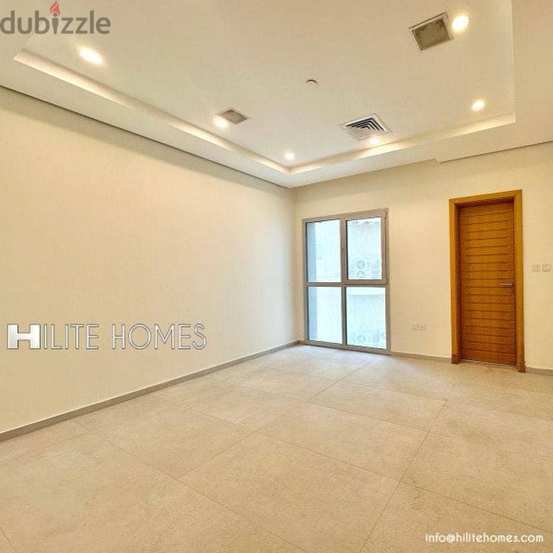 Full floor Sea view apartment for rent in Salmiya. 5