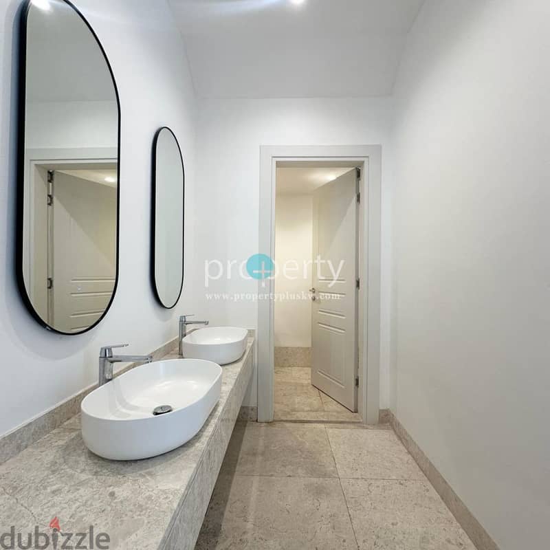 Spacious 5BR Townhouse with Pool & Rooftop in Abu Fatira 4