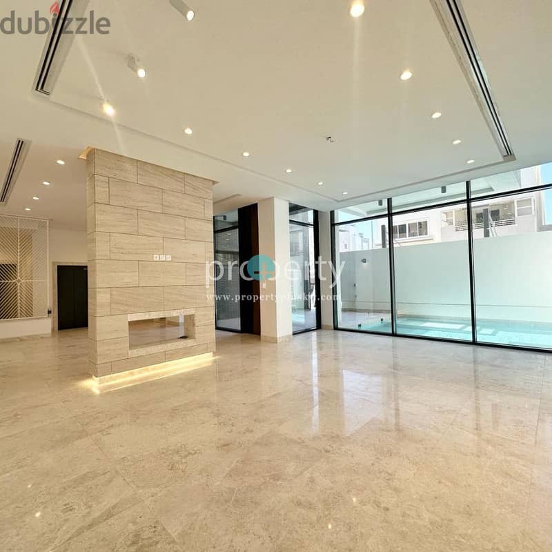 Spacious 5BR Townhouse with Pool & Rooftop in Abu Fatira 8