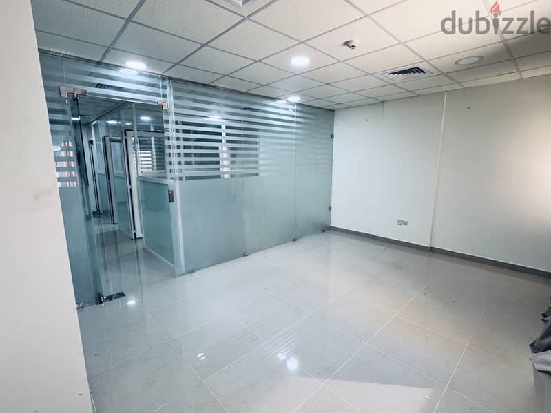 للايجار مكتب 50 م شرق office for rent Sharq50m 2
