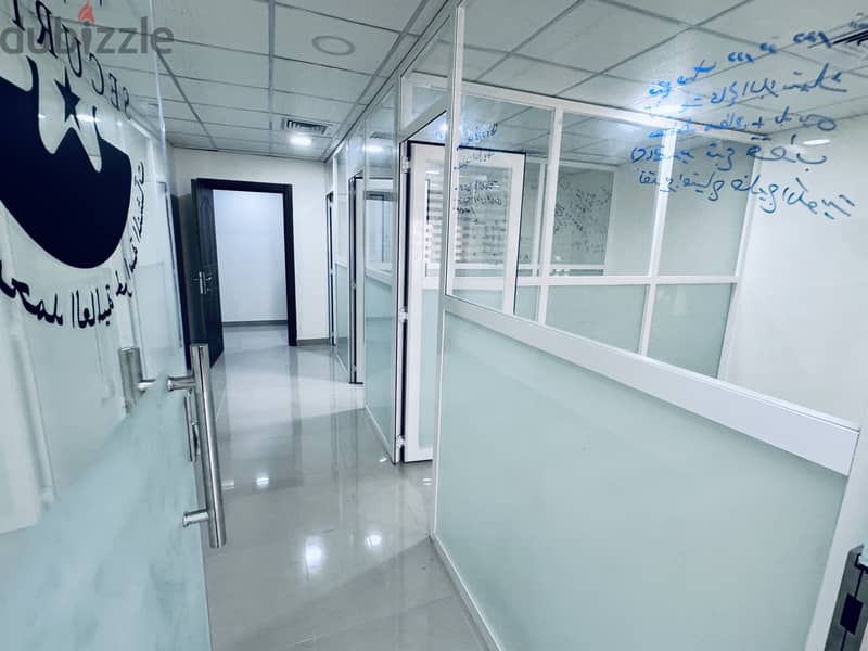 للايجار مكتب 50 م شرق office for rent Sharq50m 3