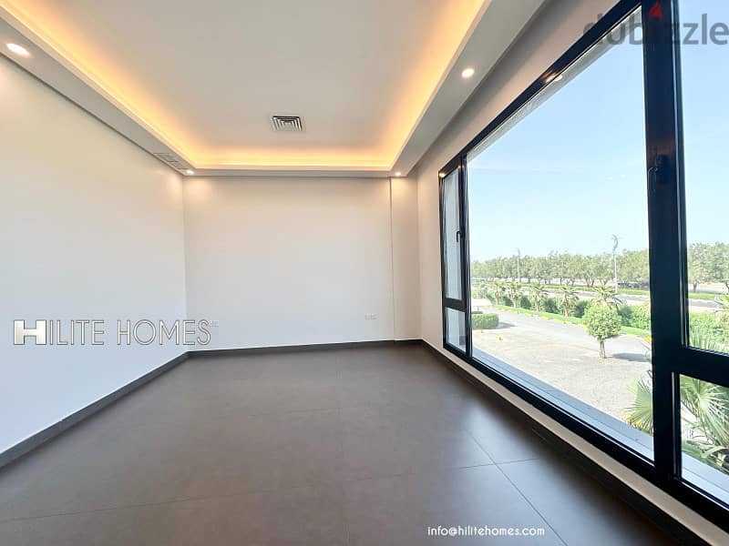 Three bedroom apartment with Balcony for rent in Salwa 5