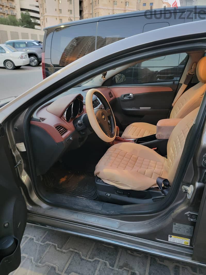Chevrolet Malibu 2011 3