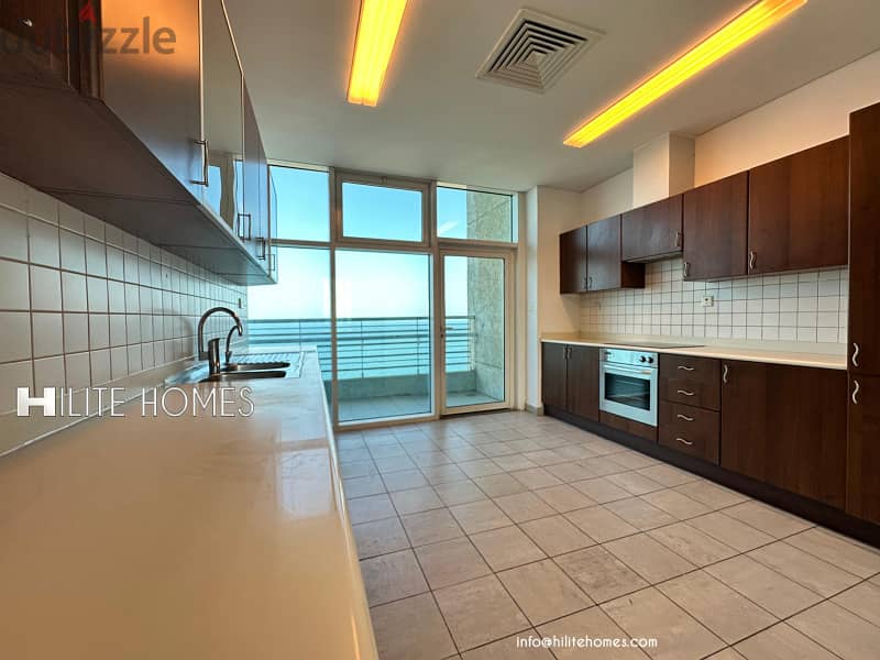 Three bedroom seaview apartment with balcony for rent in Mangaf 8