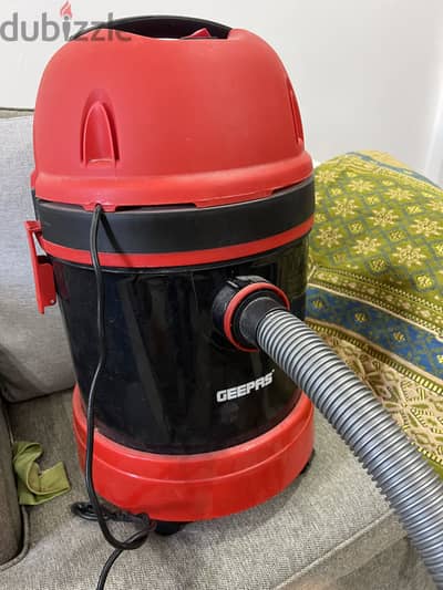 Geepas vacuum perfectly complete accessories