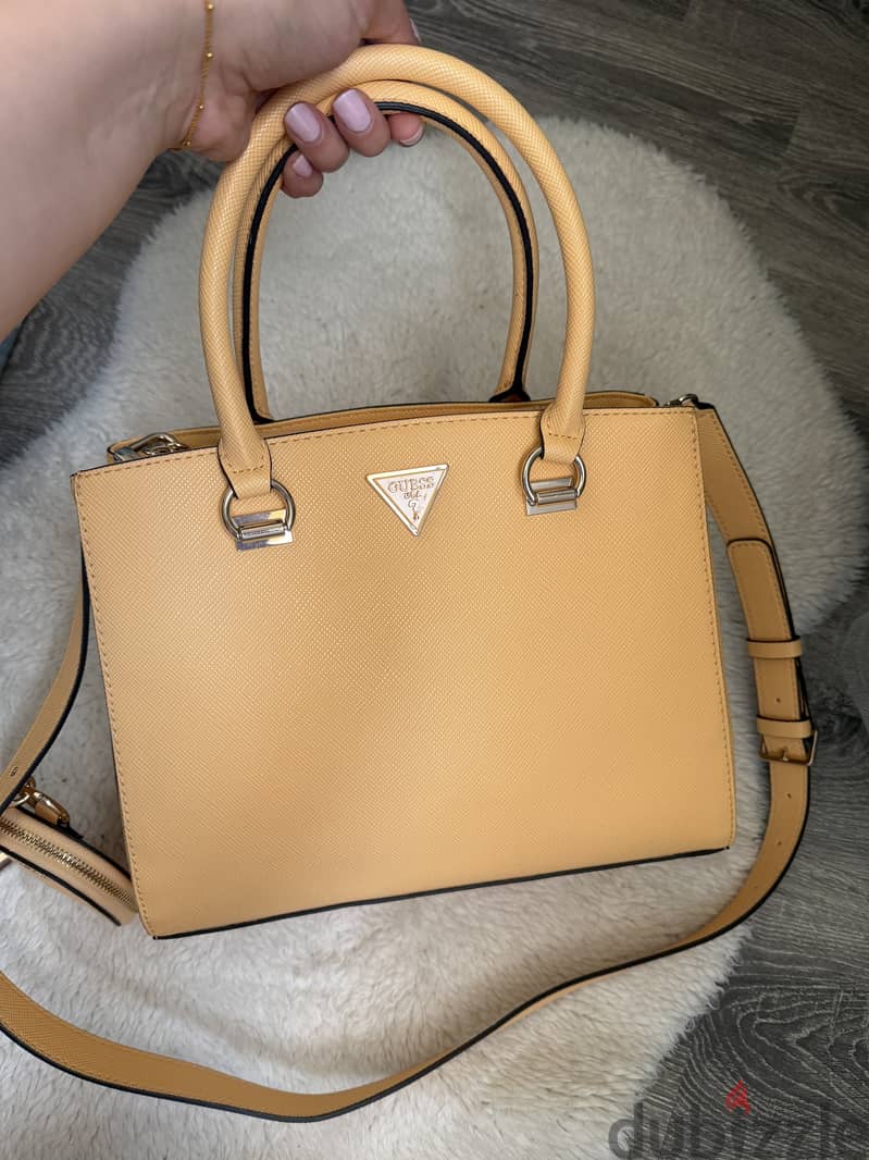 Guess yellow bag 3