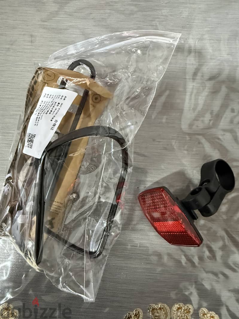 Bicycle Seat (Black/Red Sports) للبيع 4