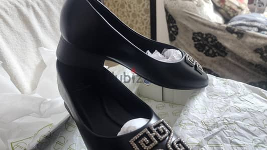 Alain Delon brend new black color