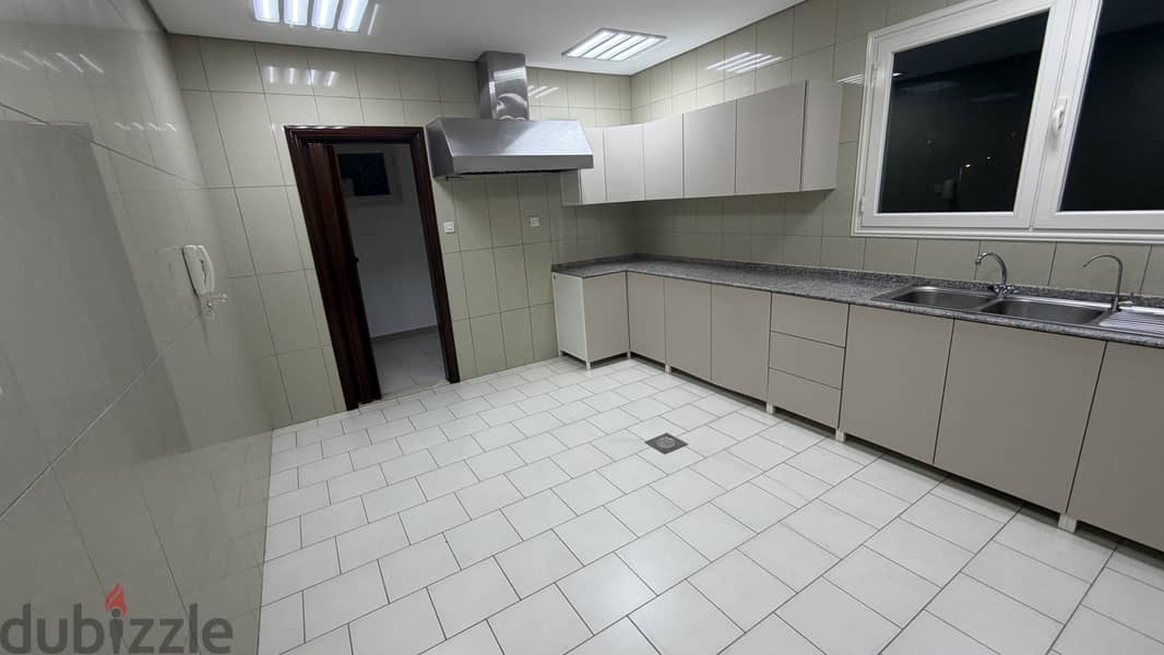 3 Bedroom Apartment in Kaifan 1