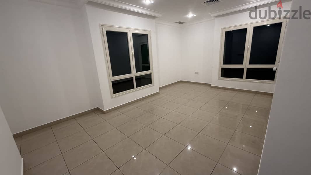 3 Bedroom Apartment in Kaifan 8