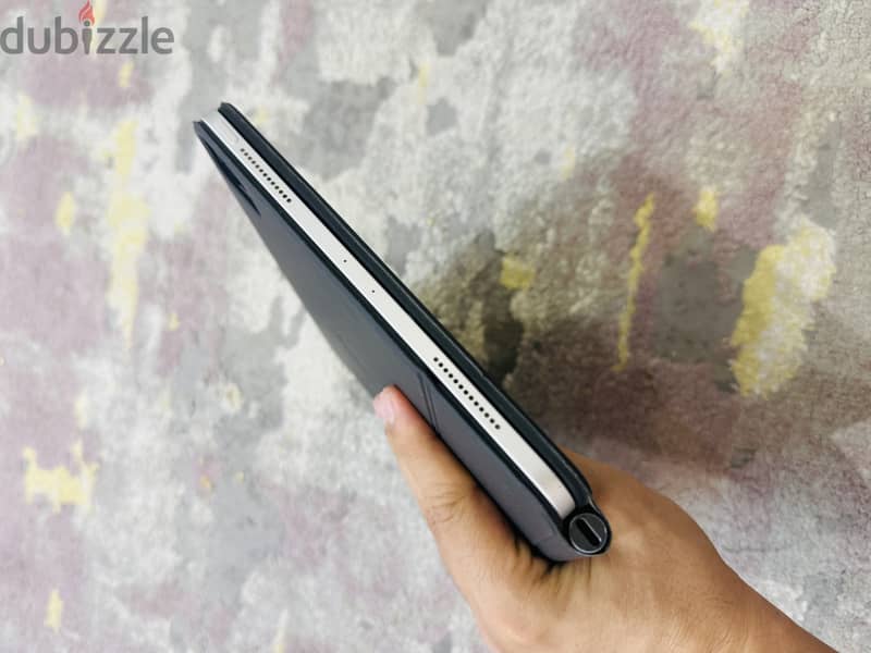 Ipad pro 2nd generation with Magic Keyboard 7