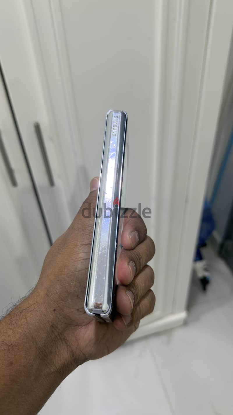 Samsung fold 1 512gb storage 8