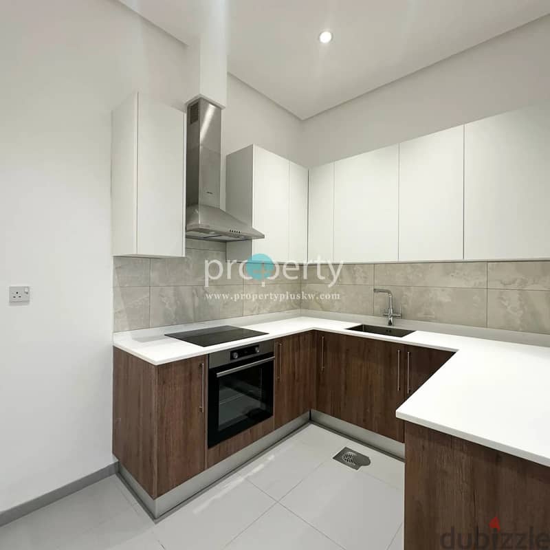 1 bedroom apartment with Balcony for rent in Sabha Al Salem 6